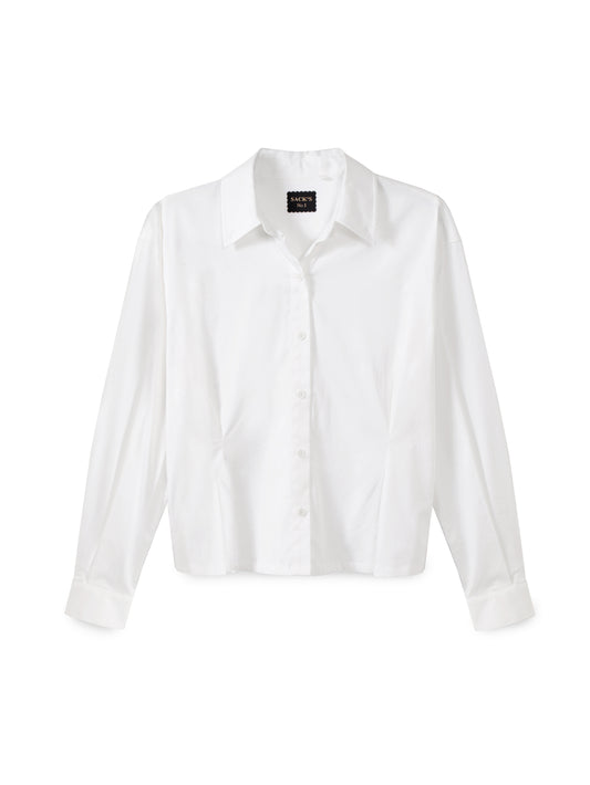 Button-down shirt with a fitted waist