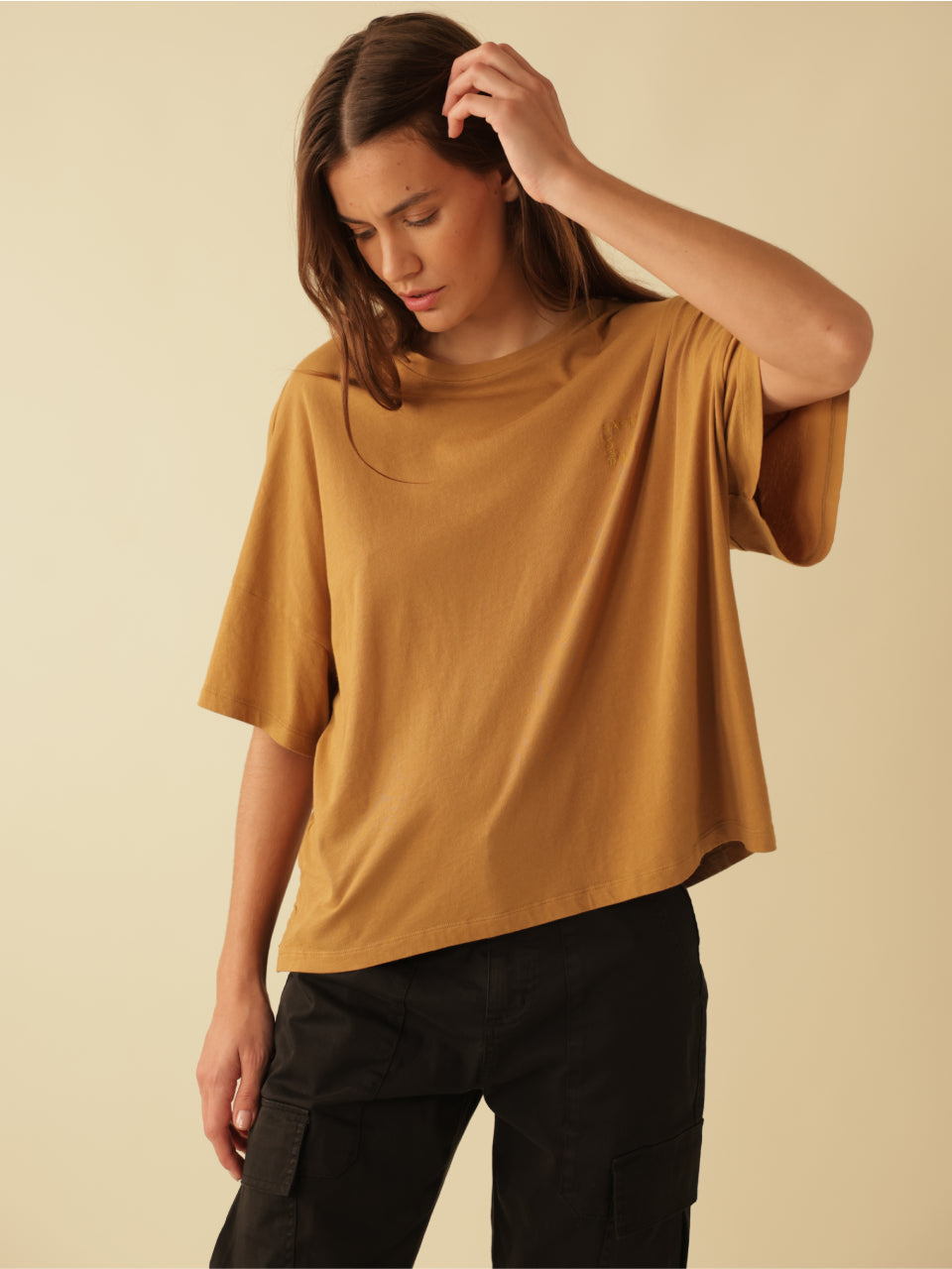 Short Sleeve Cropped Tee