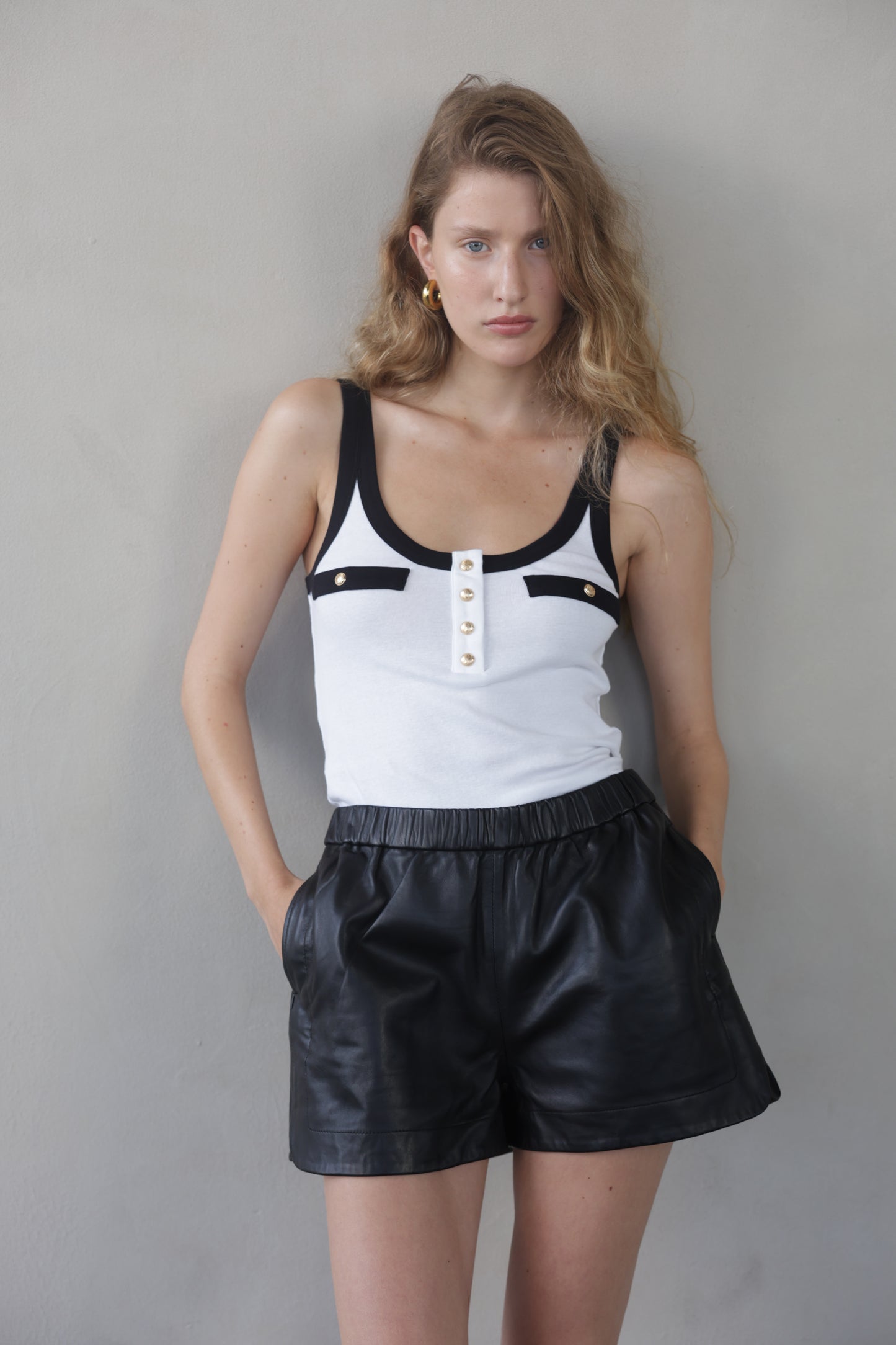 Short Leather Pants