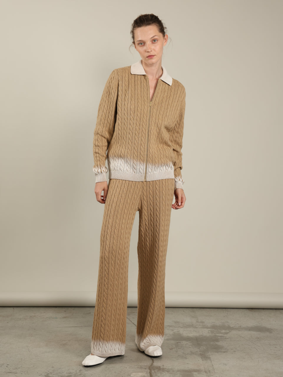 Knitted cardigan with braids