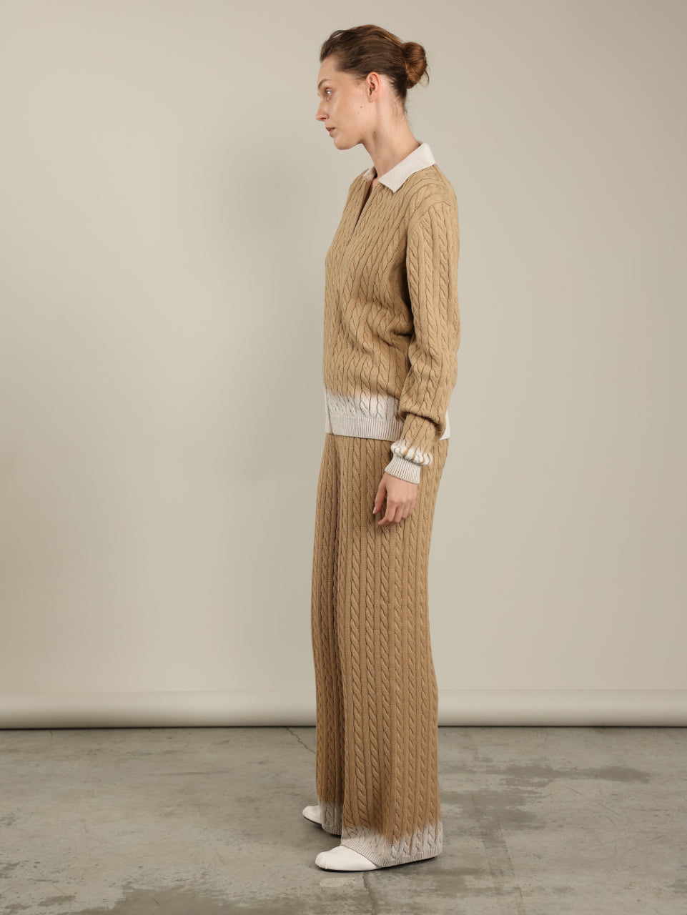 Knitted cardigan with braids