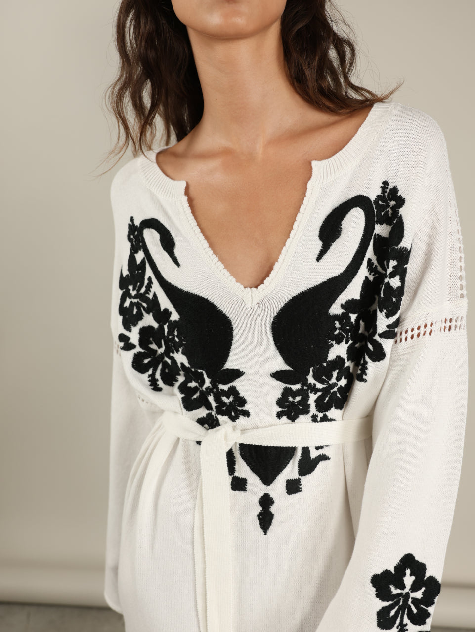 Embroidery Knit Dress