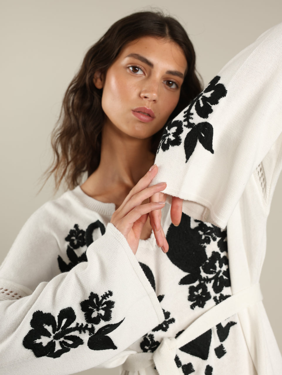 Embroidery Knit Dress