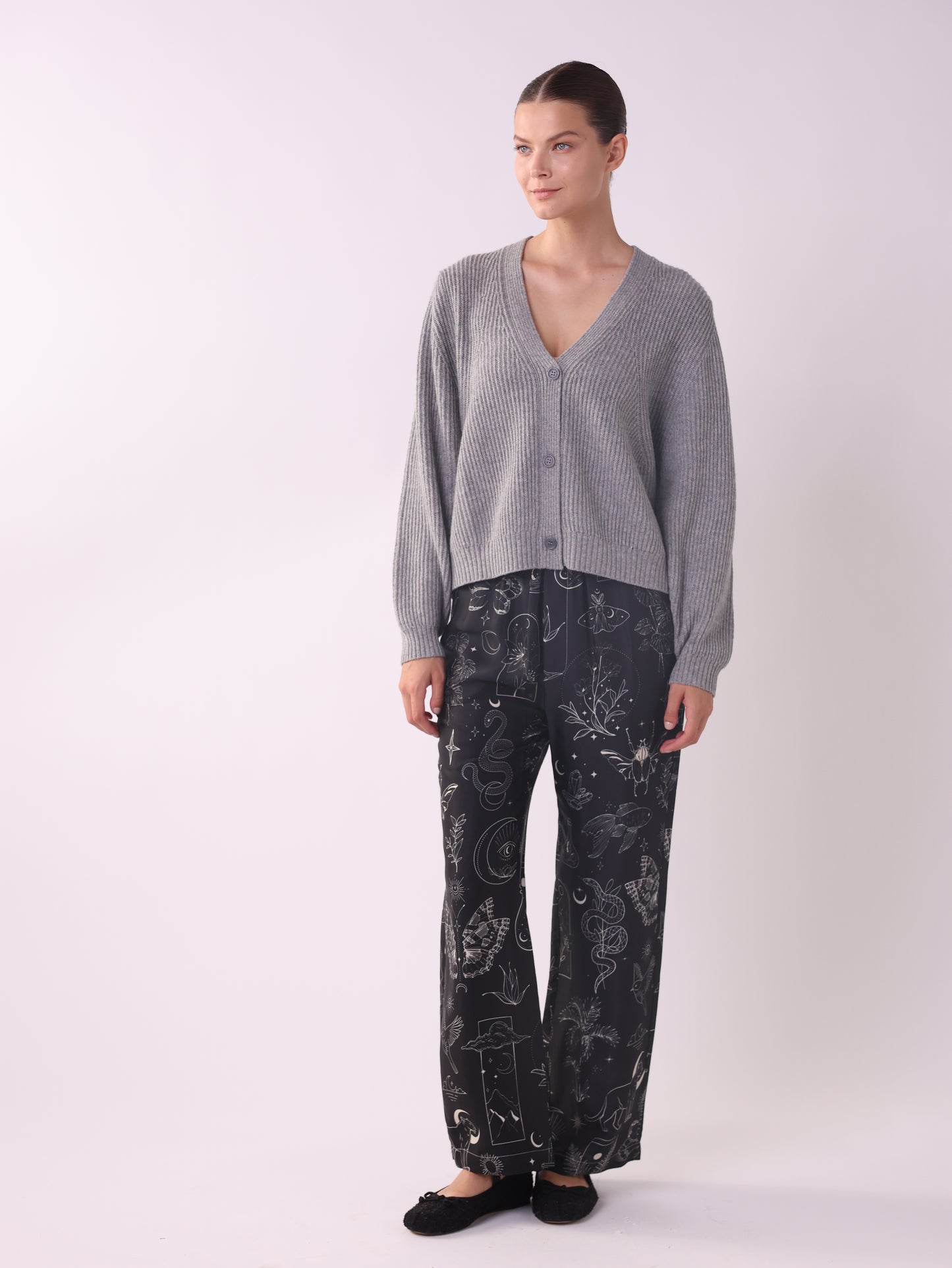 קרדיגן סריג מכופתר