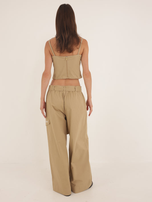 Wide leg cargo pants