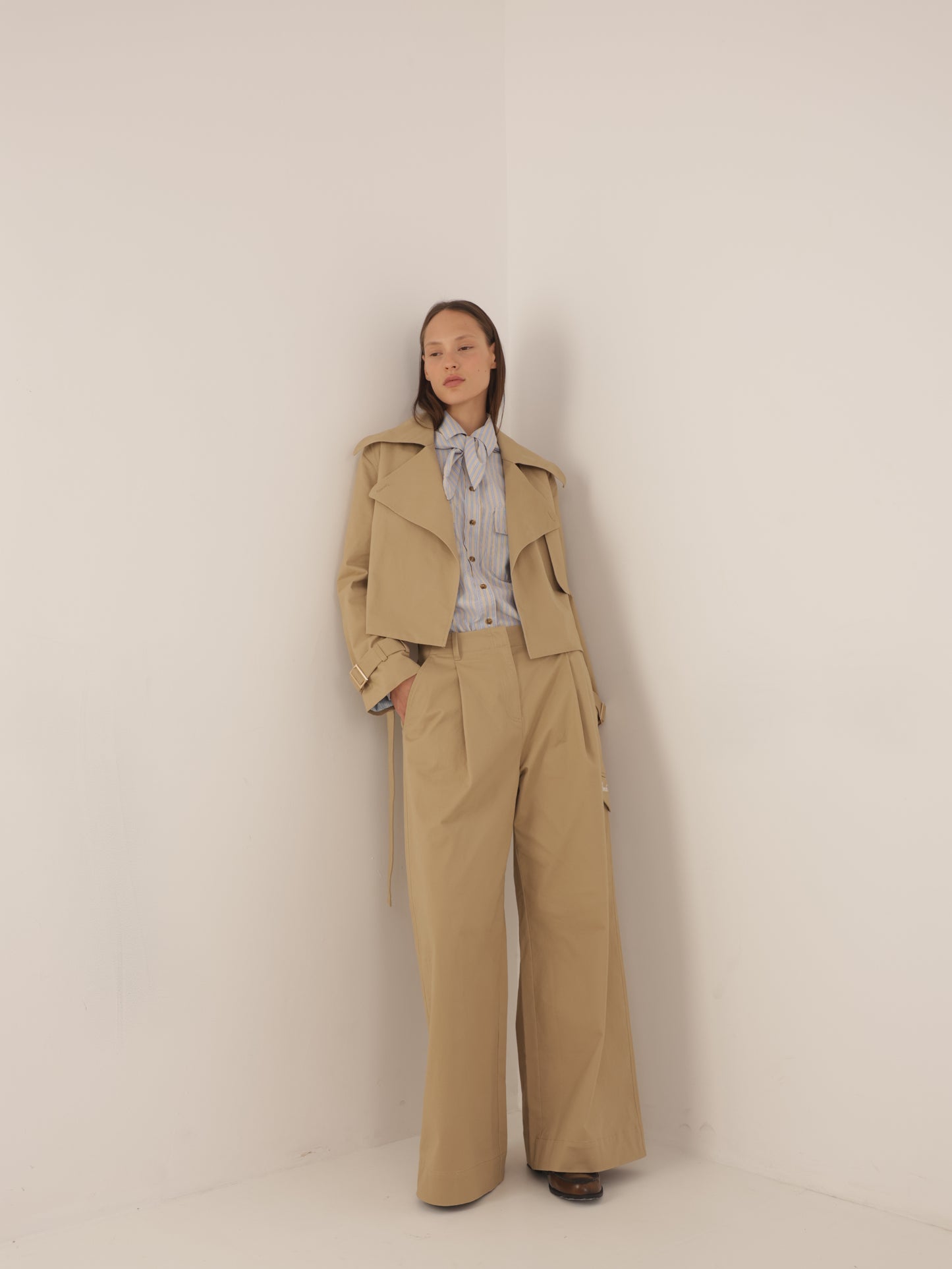 Wide leg cargo pants