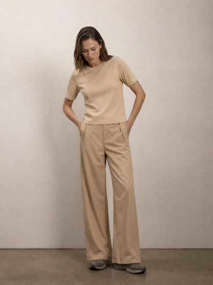 חולצת T ניקי