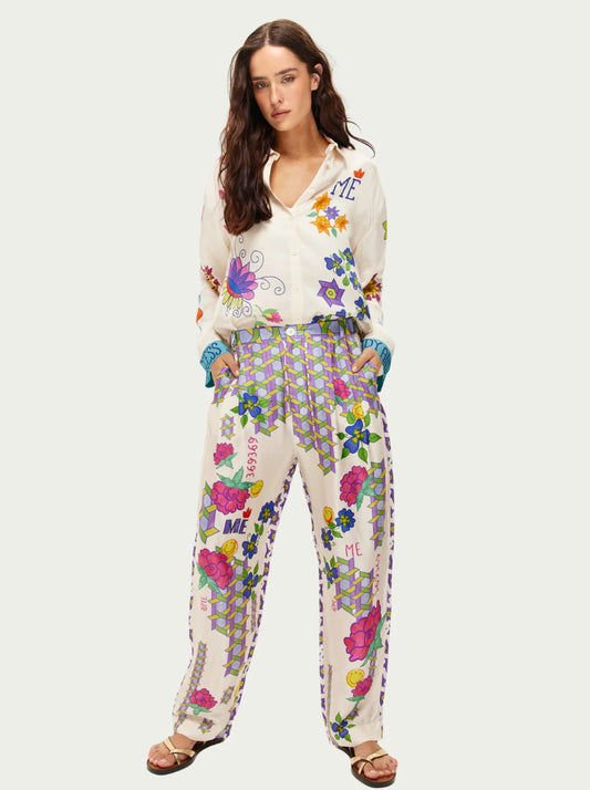 לידיה מכנסיים 