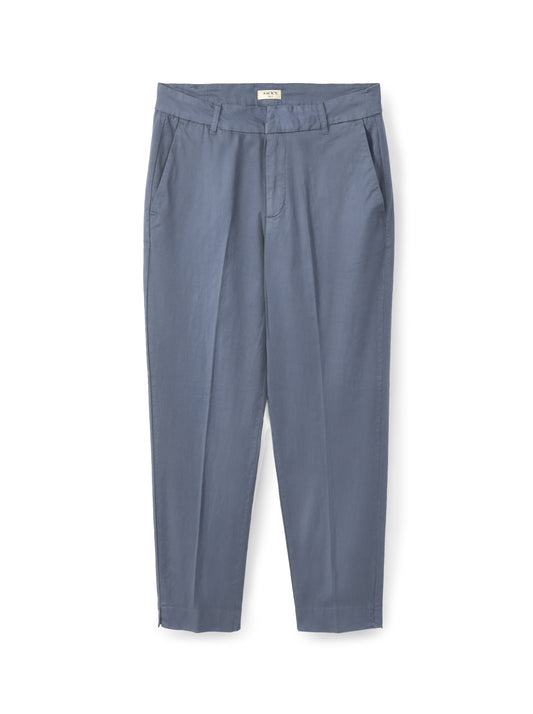 Chino pants