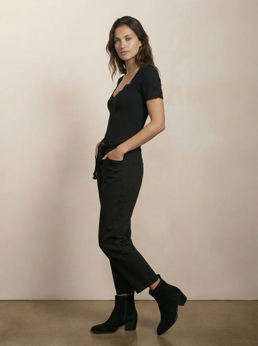 מכנס בארל עם חגורת שרוך