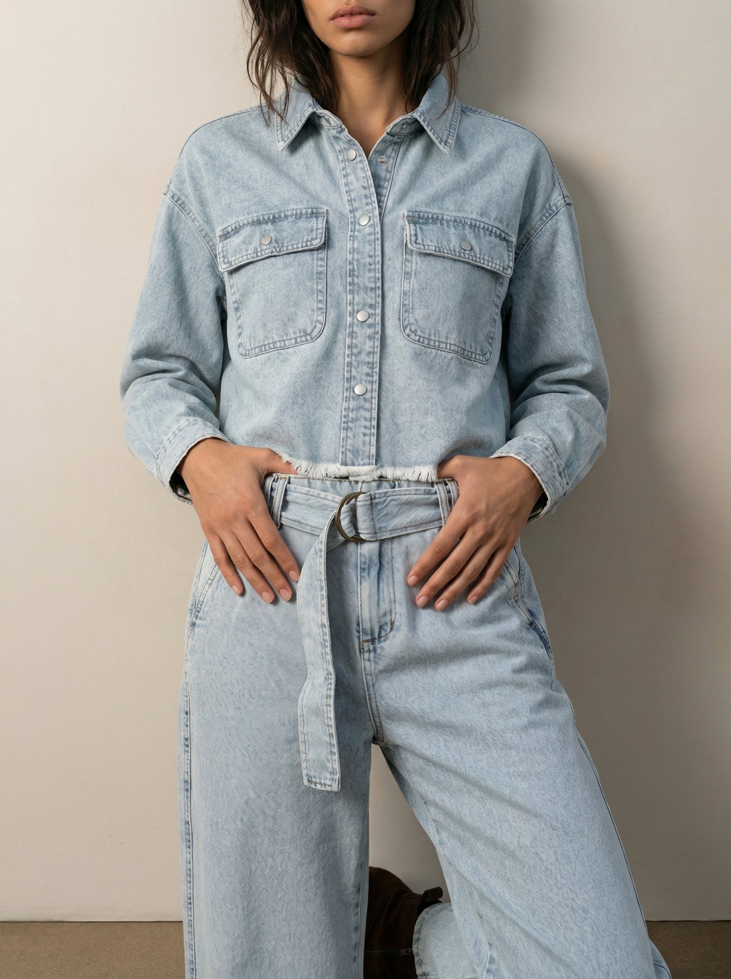 מכנסי ג'ינס רגל רחבה