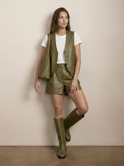 מכנס עור קצר