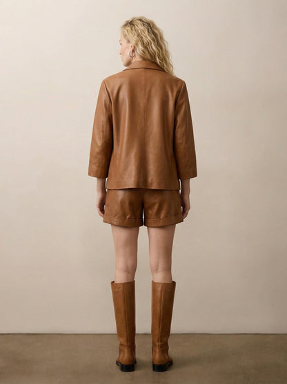 מכנס עור קצר