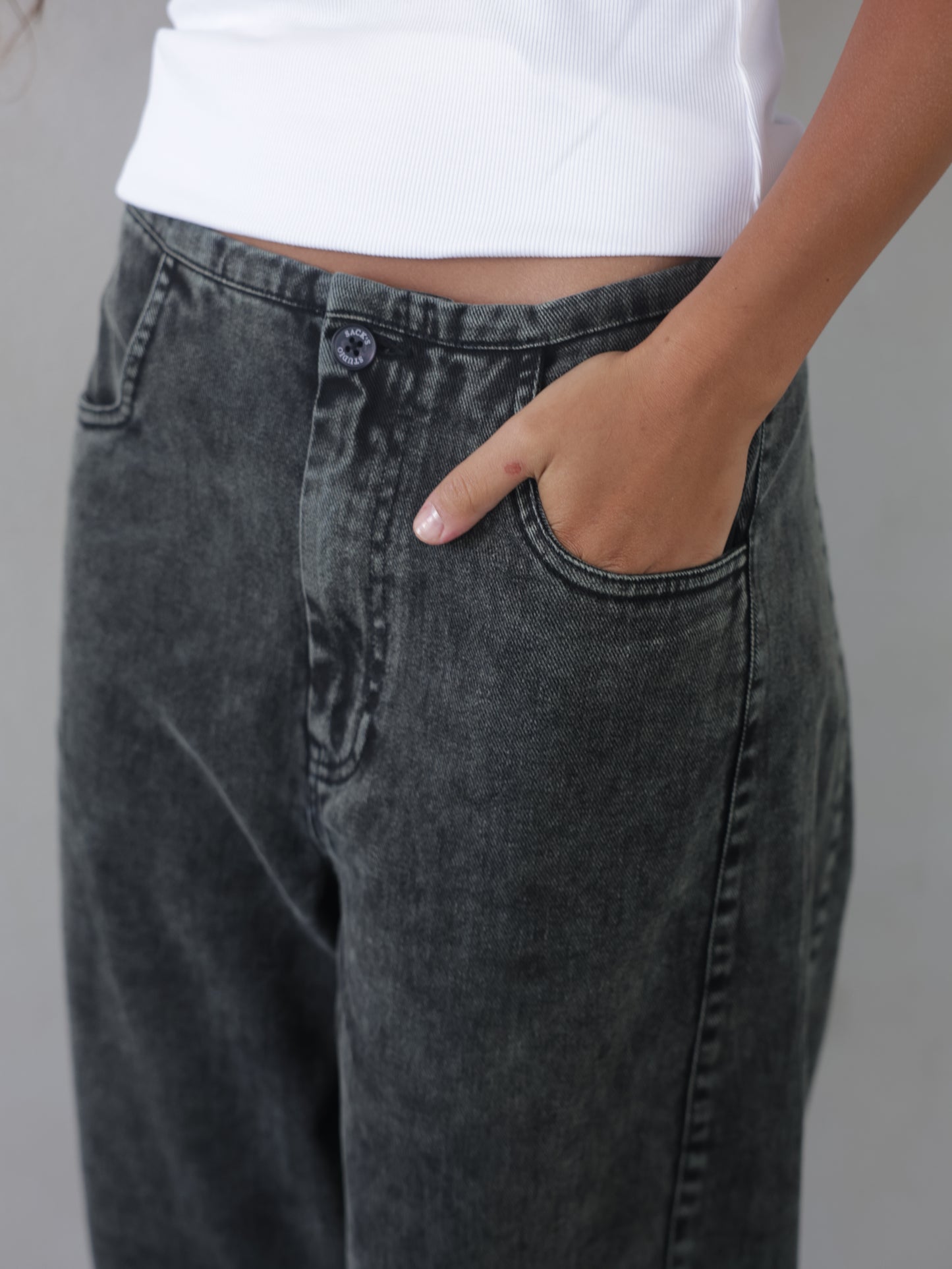 Yara Barrel Pants