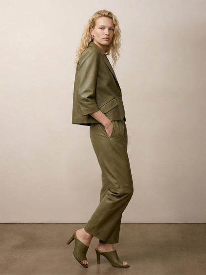 מכנס עור רגל רחבה