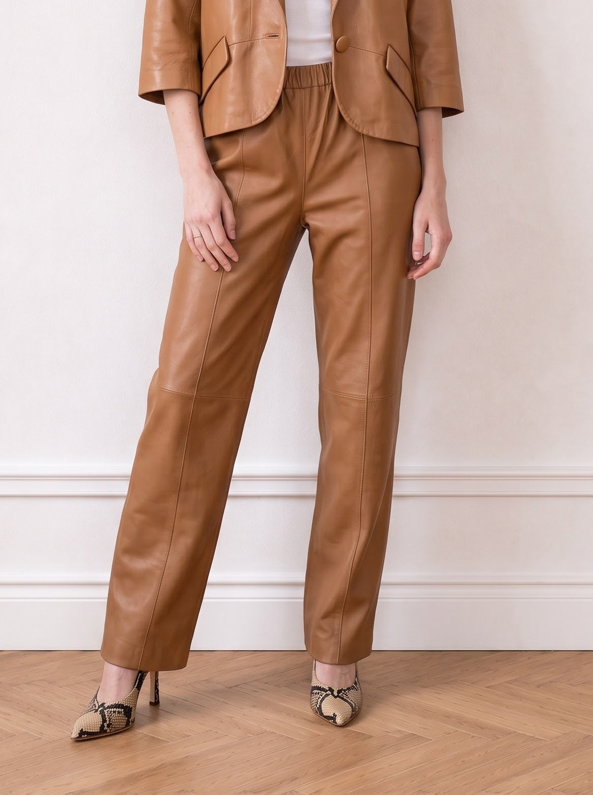 Wide-leg leather pants