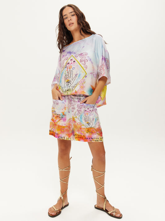 קורי מכנסיים קצרים