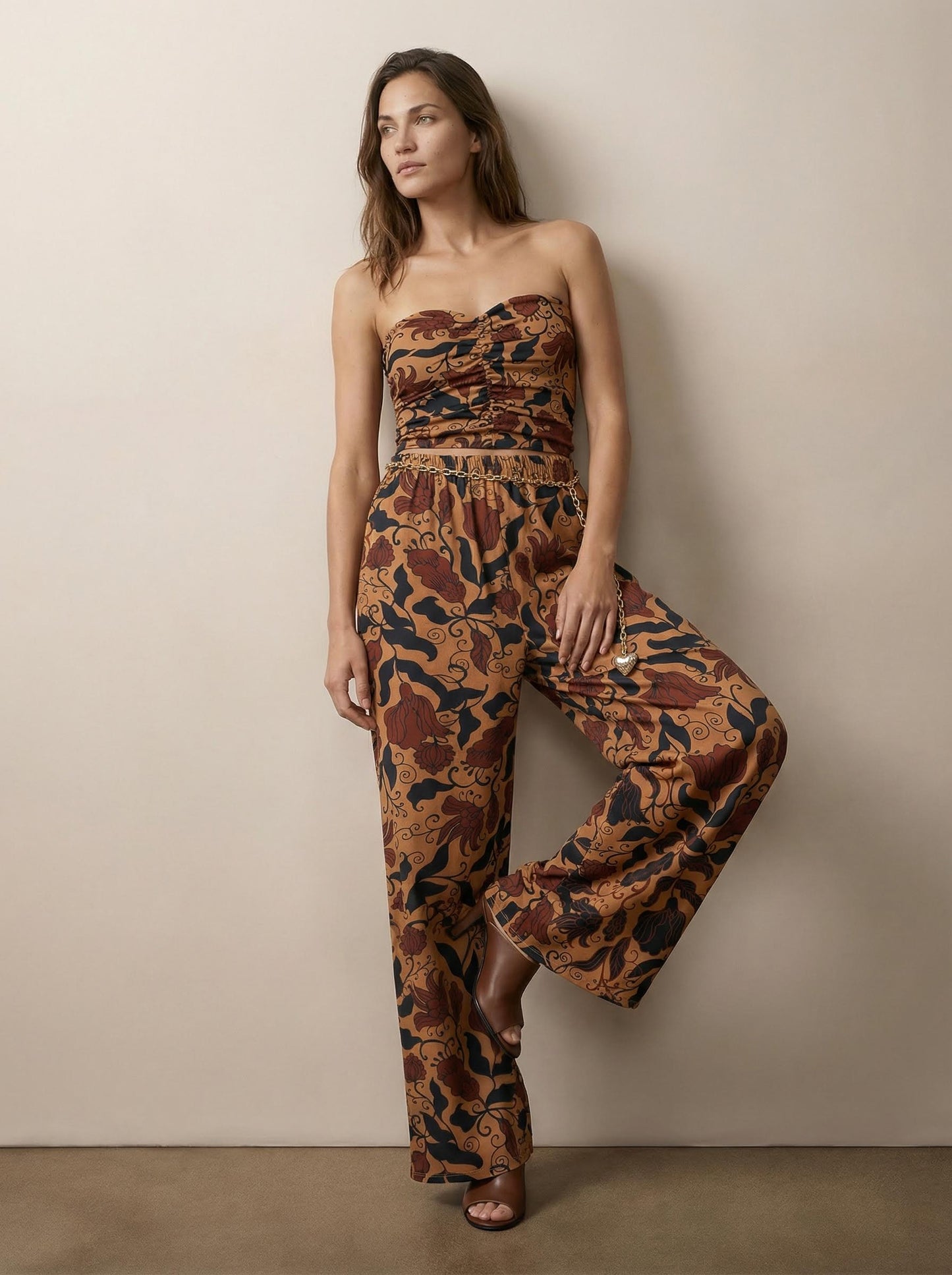 מכנס רגל רחבה