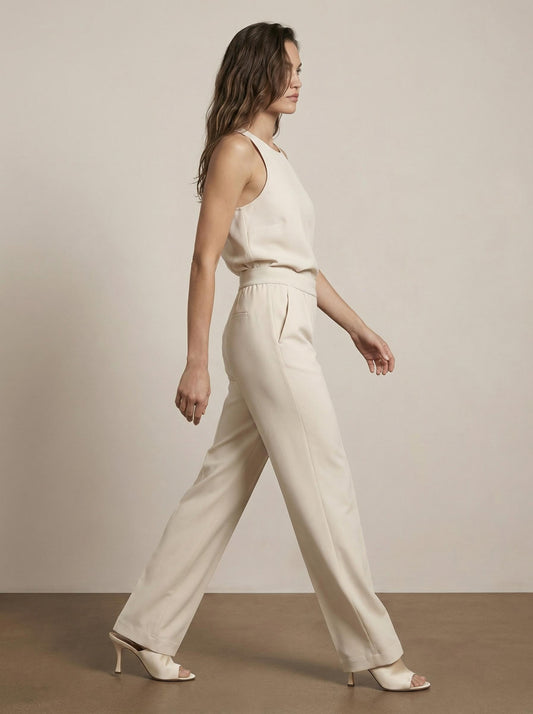 Tailored pants with side pockets