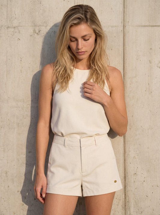 Tailored chino shorts