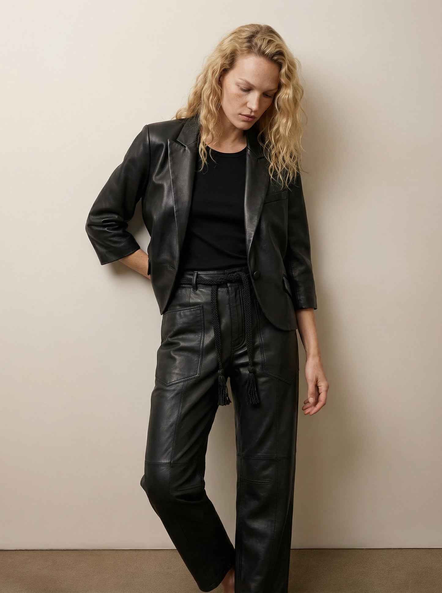 Cropped leather jacket