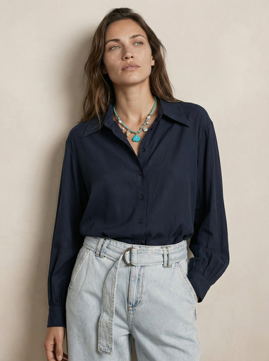 חולצת משי מכופתרת