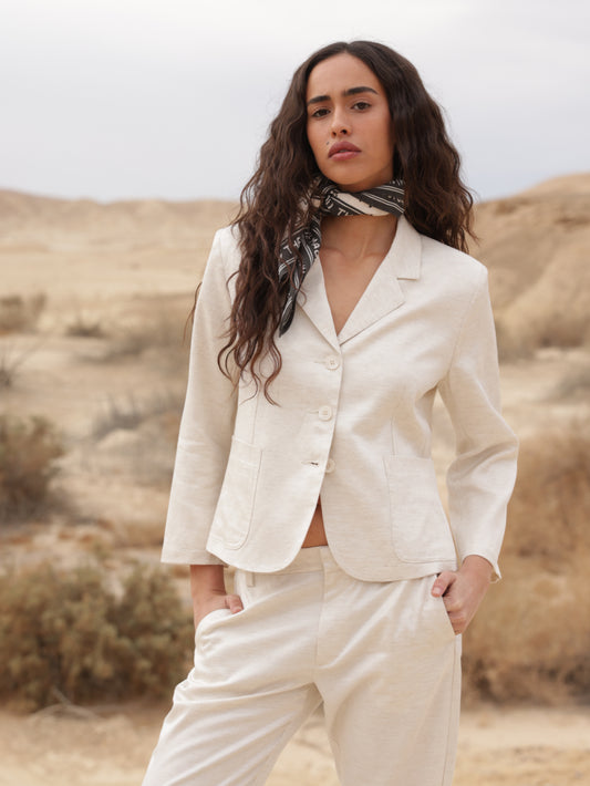 Outer pocket blazer