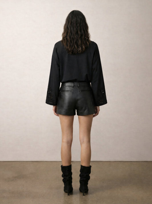 חולצה מכופתרת שילוב רקמות