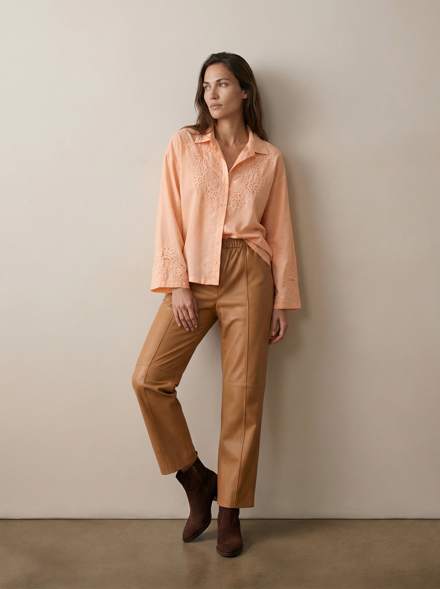 Button-down shirt with a combination of fabrics