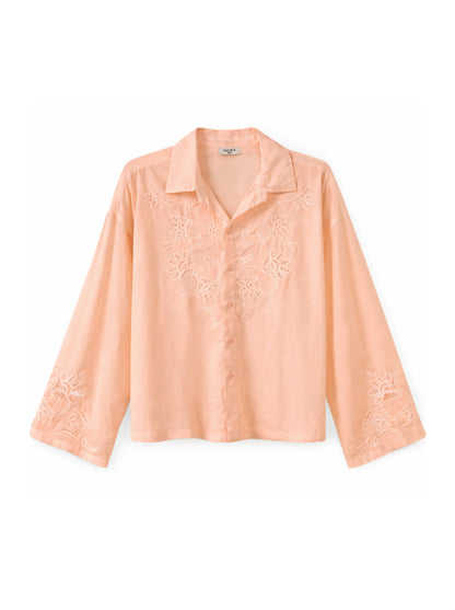 Button-down shirt with a combination of fabrics