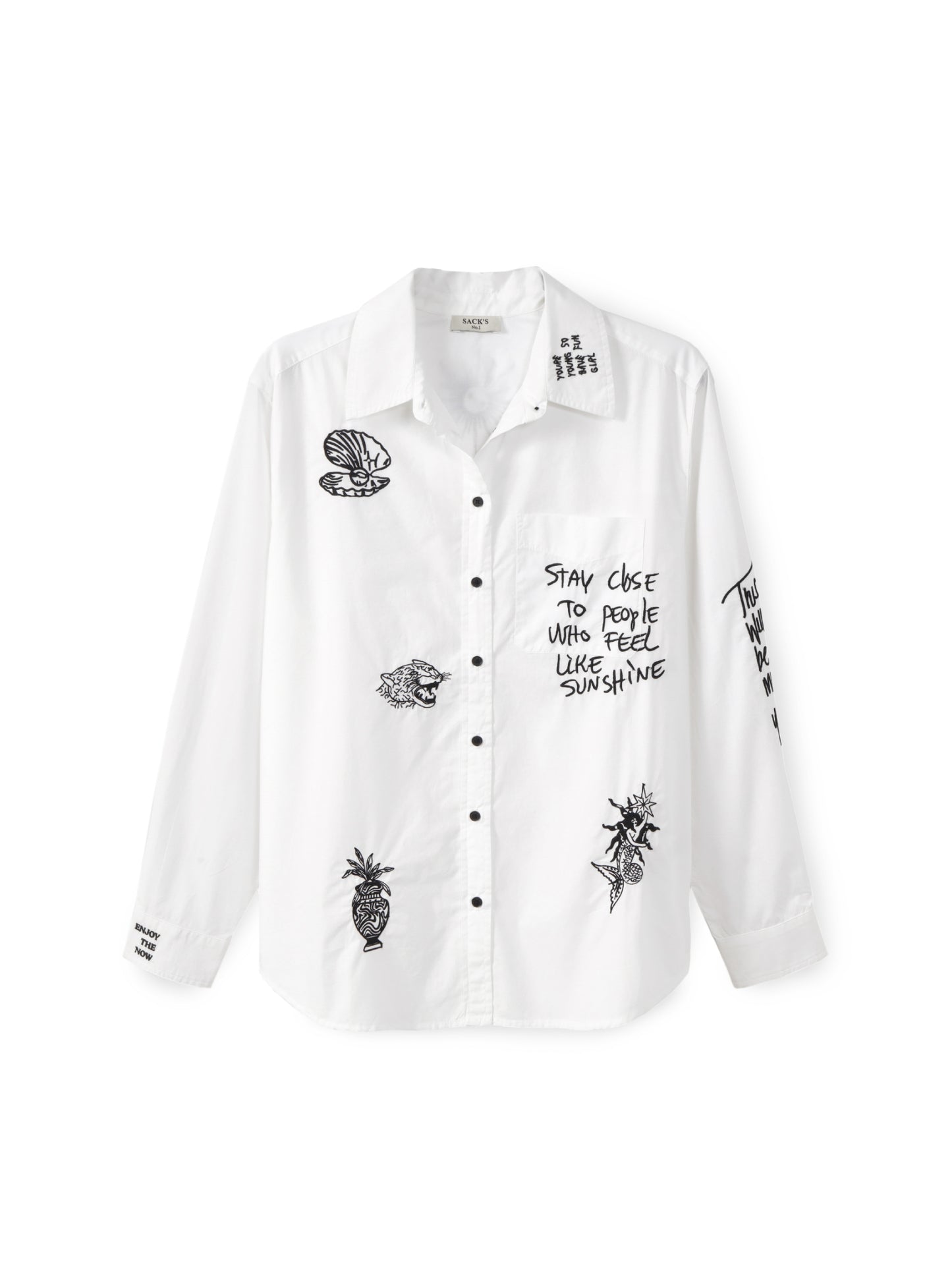 Button-down shirt with a combination of fabrics