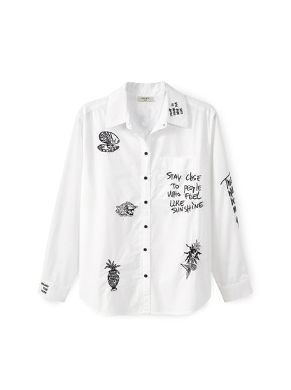 Button-down shirt with a combination of fabrics