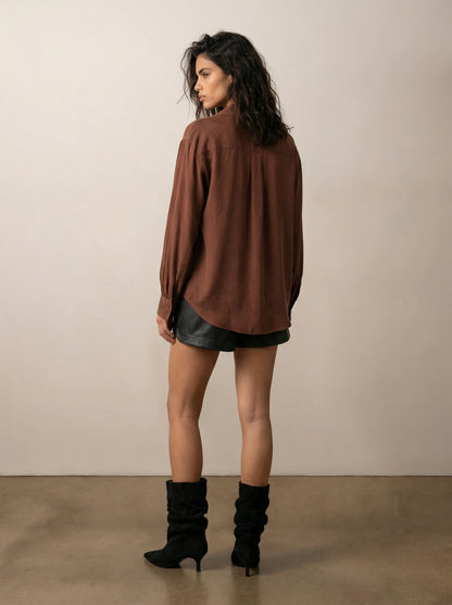 חולצת משי מכופתרת