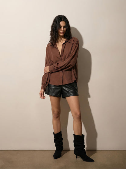 חולצת משי מכופתרת