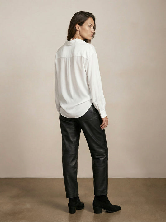 חולצת משי מכופתרת