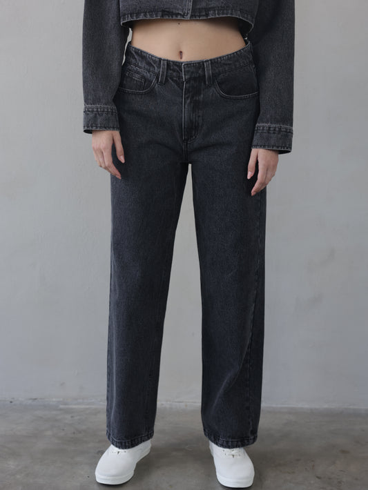 Straight-Leg Jeans
