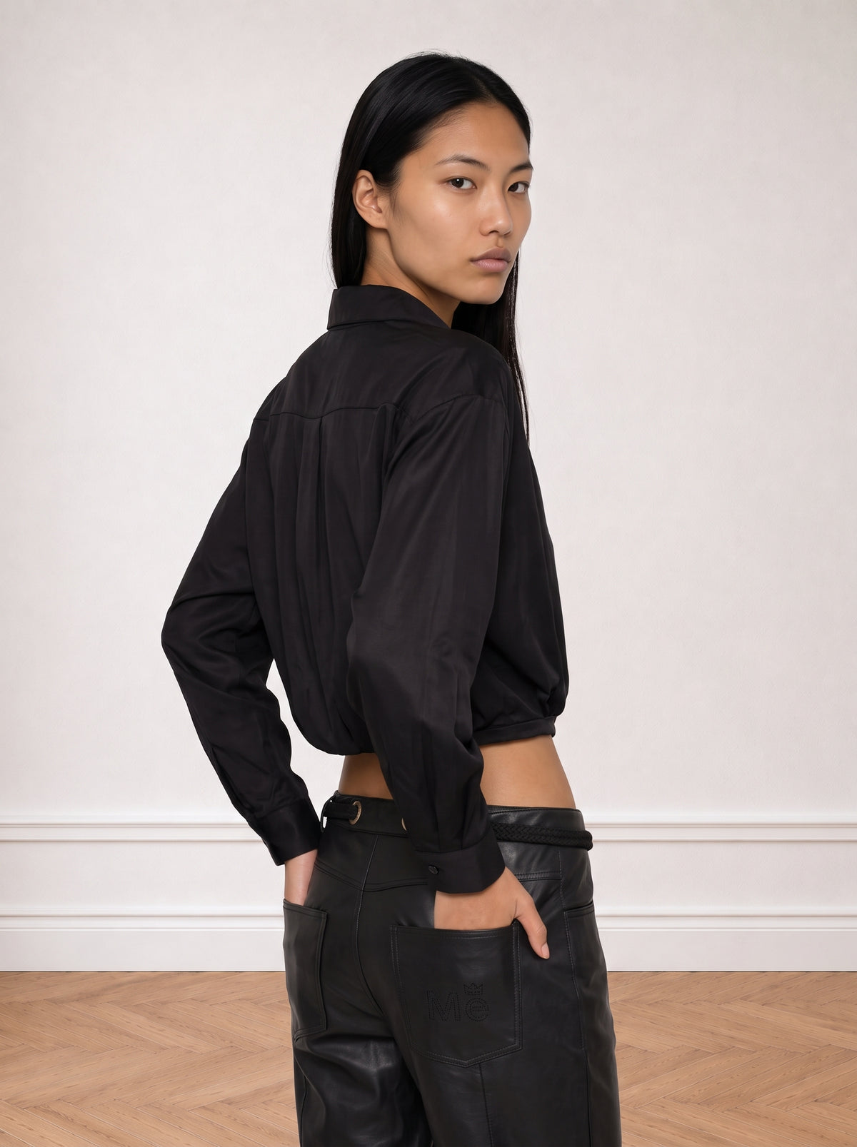 Button-down Crop Top