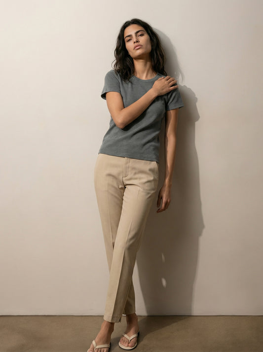 חולצת T בייסיק ניקי