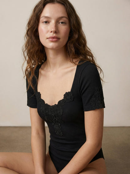 בגד גוף תחרה