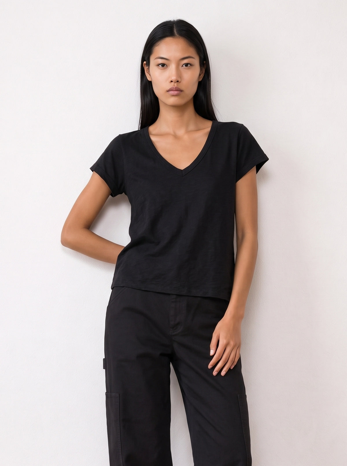 Slub cotton V-neck shirt