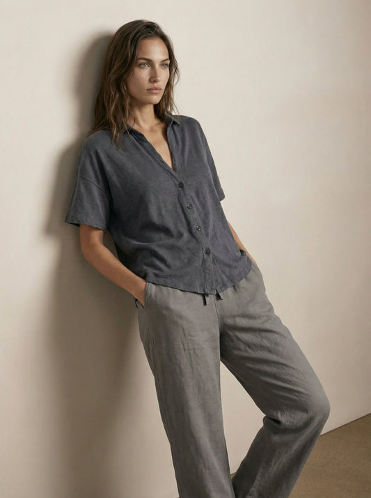 חולצת טי מכופתרת