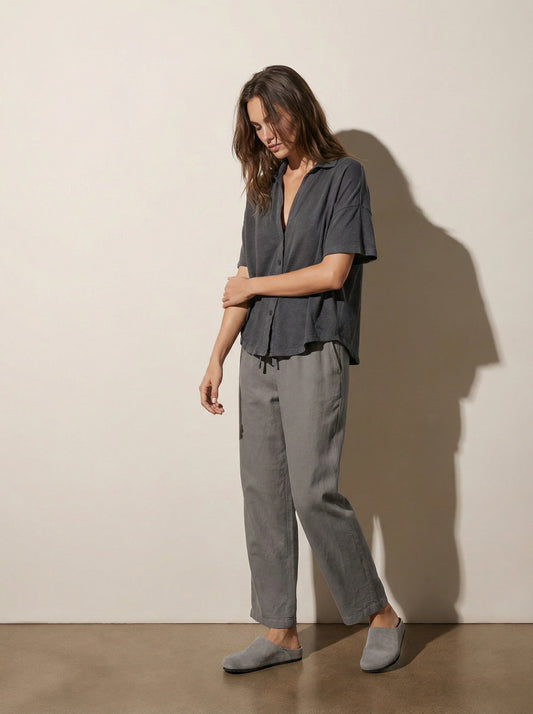 חולצת טי מכופתרת