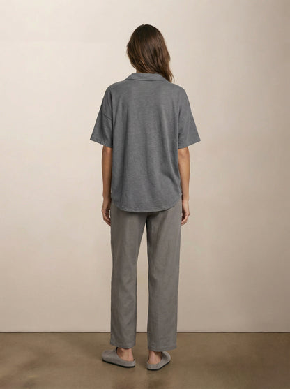 חולצת טי מכופתרת