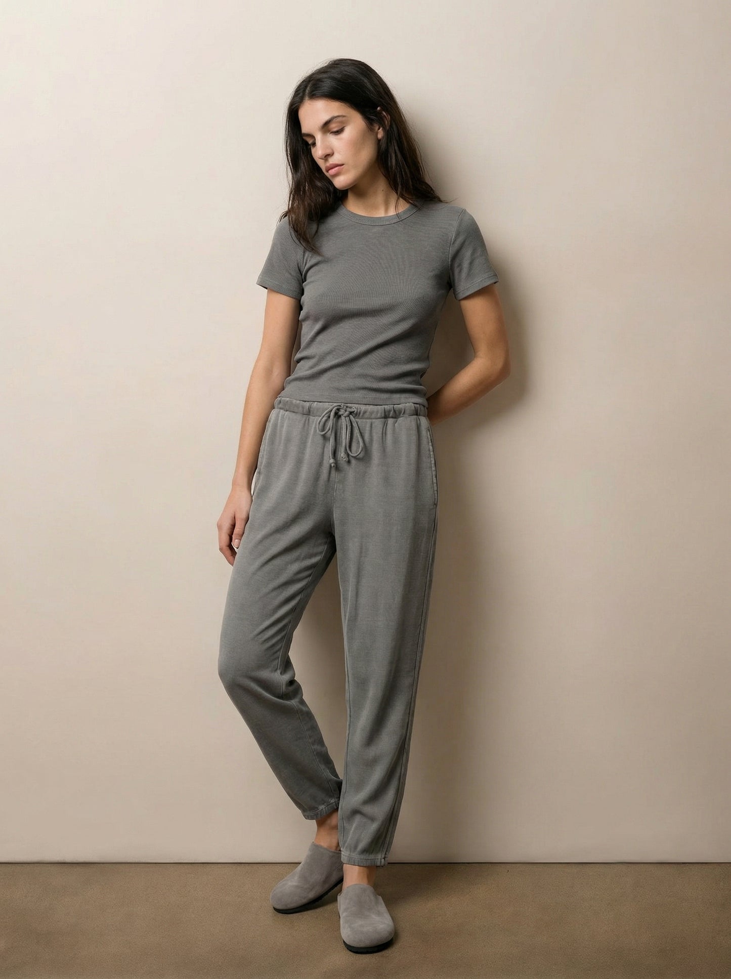 חולצת טי סלאב ניקי