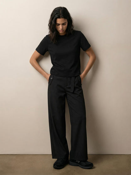 חולצת T ניקי