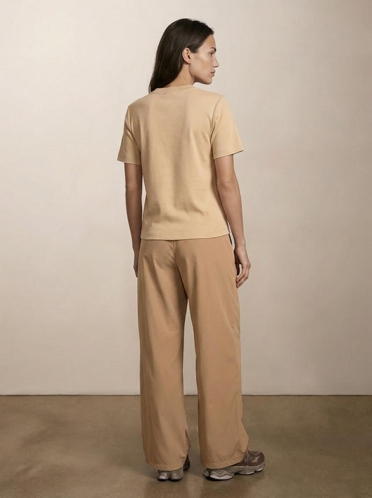 חולצת T ניקי