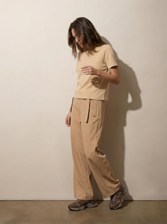 חולצת T ניקי