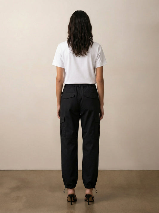 חולצת T ניקי