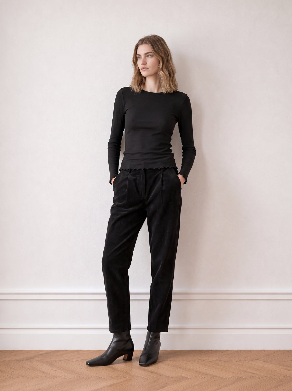 Long-sleeve top with tulle trim