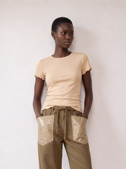 Short-sleeved T-shirt with embellishment